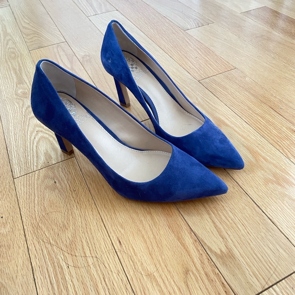 Vince Camuto Deep Blue True Suede Savilla Pumps - Women’s size 7M - Picture 2 of 3
